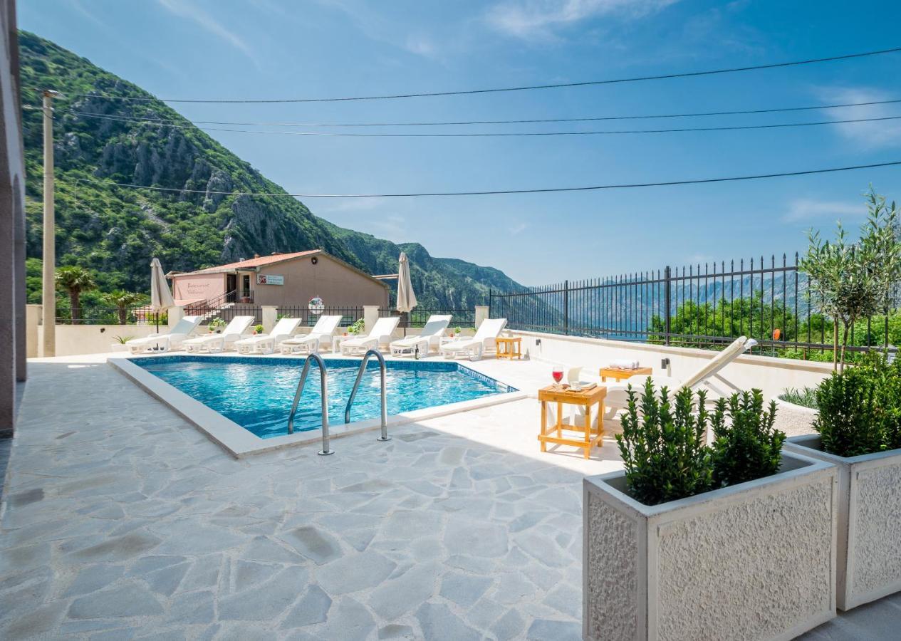 Apartamento Boka Bay Kotor Exterior foto