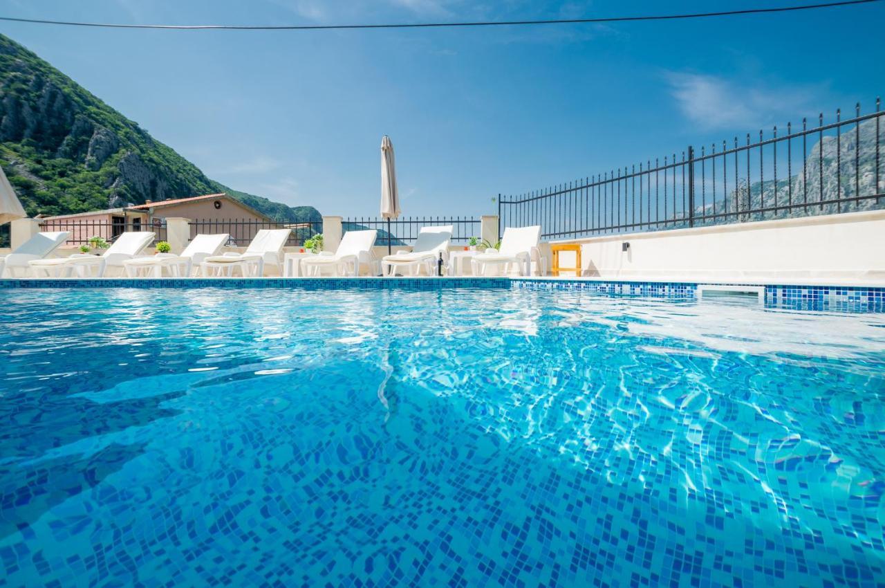 Apartamento Boka Bay Kotor Exterior foto