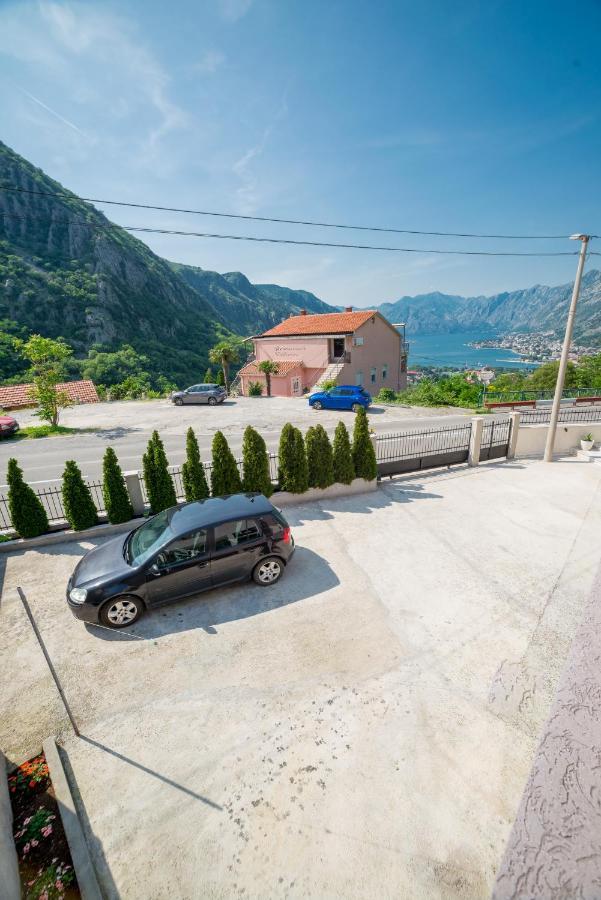Apartamento Boka Bay Kotor Exterior foto